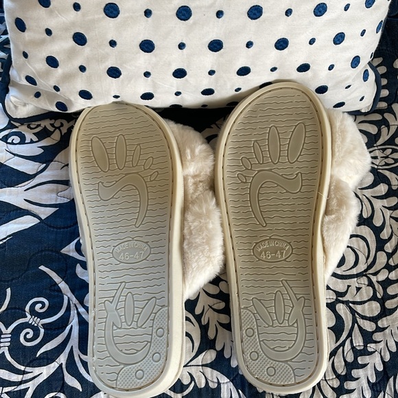 BRIDE Slippers Size 9 - Picture 3 of 3